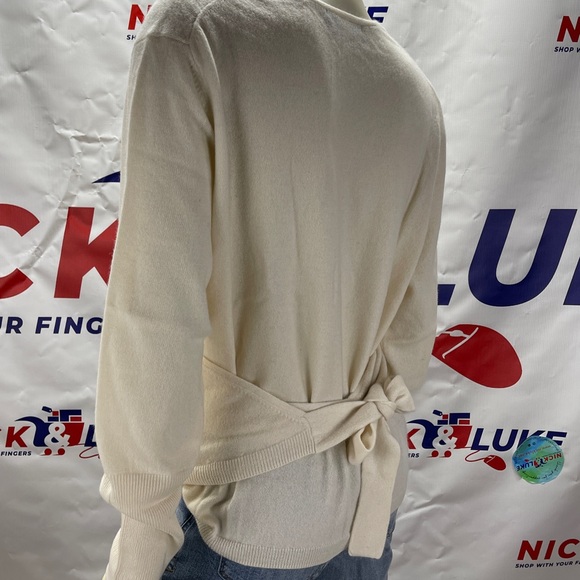 Naadan- best seller from the “Soft Collection. Ladies wrap blouse, cashmere - Picture 5 of 6